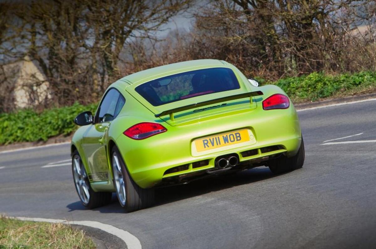 Porsche accused of manipulating Cayman R UK emissions test