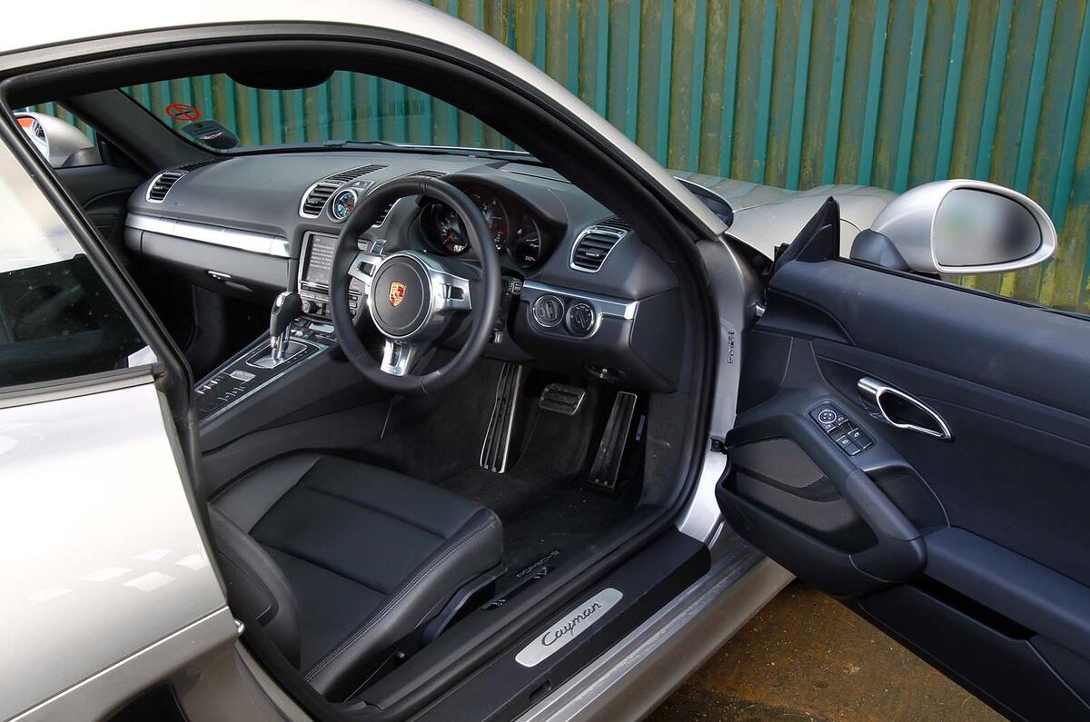 Porsche Cayman S 2014 interior