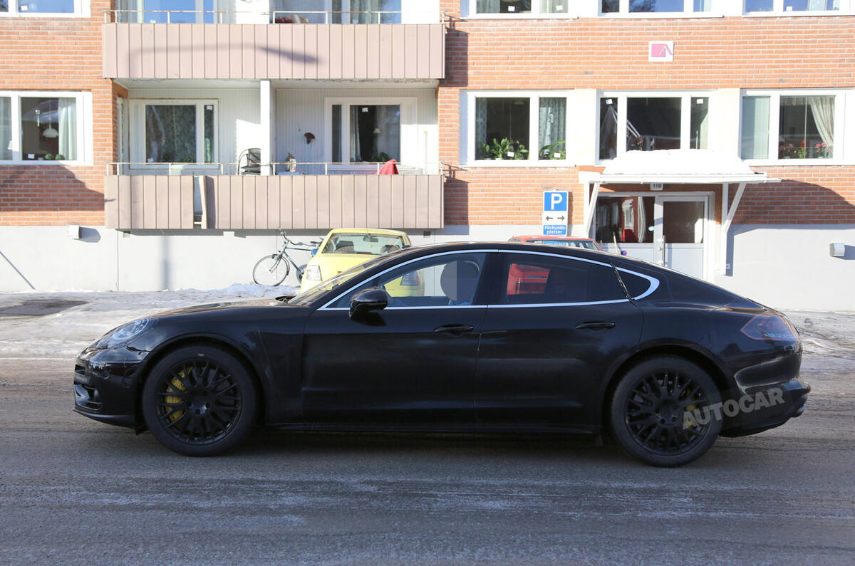 Porsche Panamera spy 2016