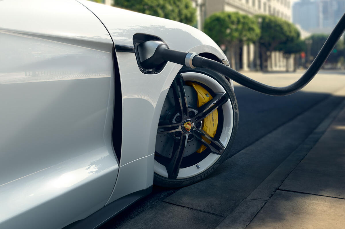2020 Porsche Taycan reveal images - static wheel