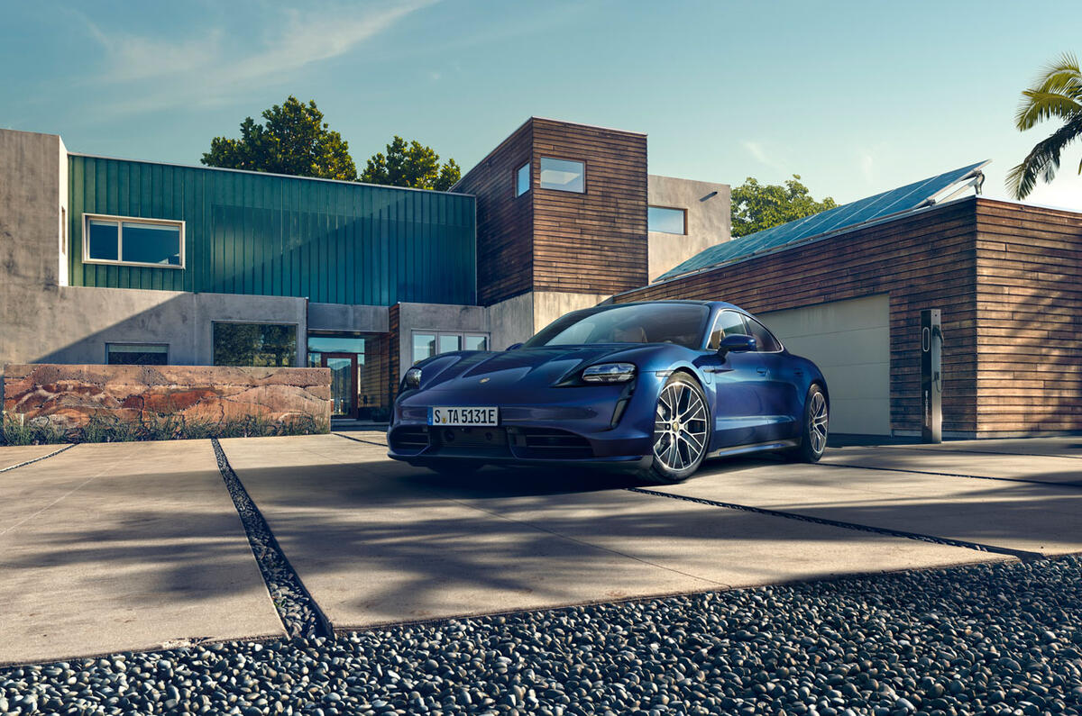 2020 Porsche Taycan reveal images - static front