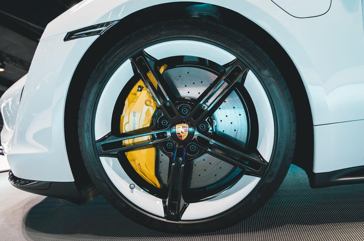 Porsche Taycan 2020 official reveal - wheel