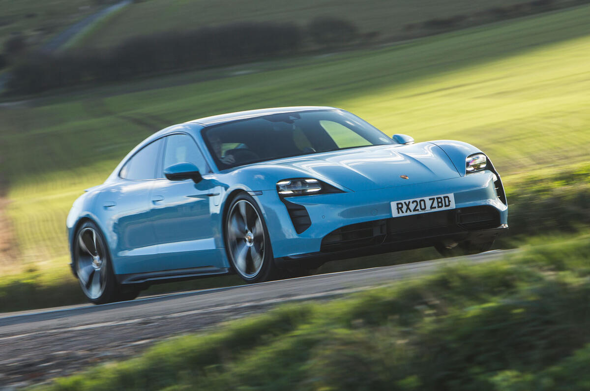 Porsche Taycan 2020 front quarter tracking