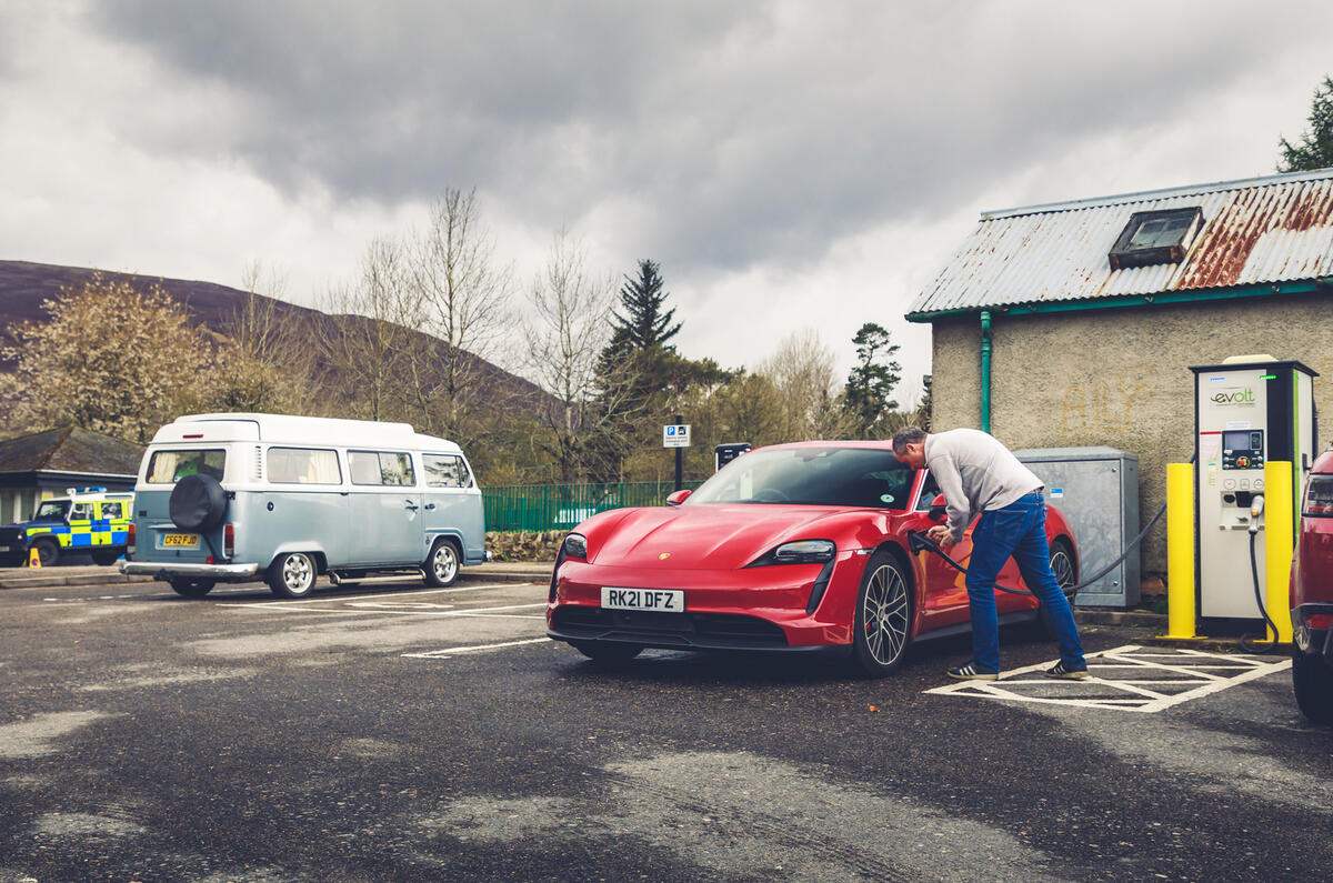 Porsche Taycan NE250 Roadtrip 2021 Day 2 22 1600x1067 06ab06e2 df7d 4e51 9e1e 2ad03dbfdaed