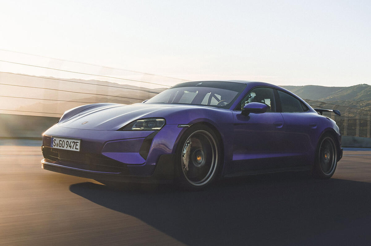 porsche taycan turbo gt 2024 03 tracking front porsche taycan turbo gt 2024 03 tracking front