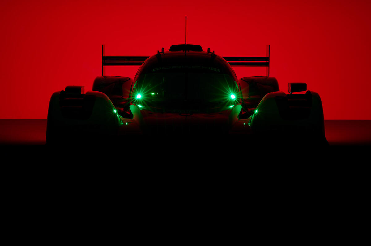 Porsche070622 LDN1448   TeaserRot Porsche070622 LDN1448   TeaserRot
