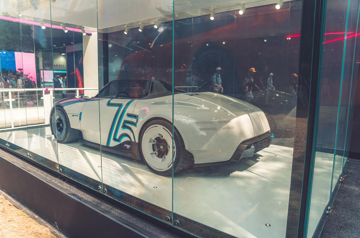 Porsche 357 concept Goodwood rear 3 4