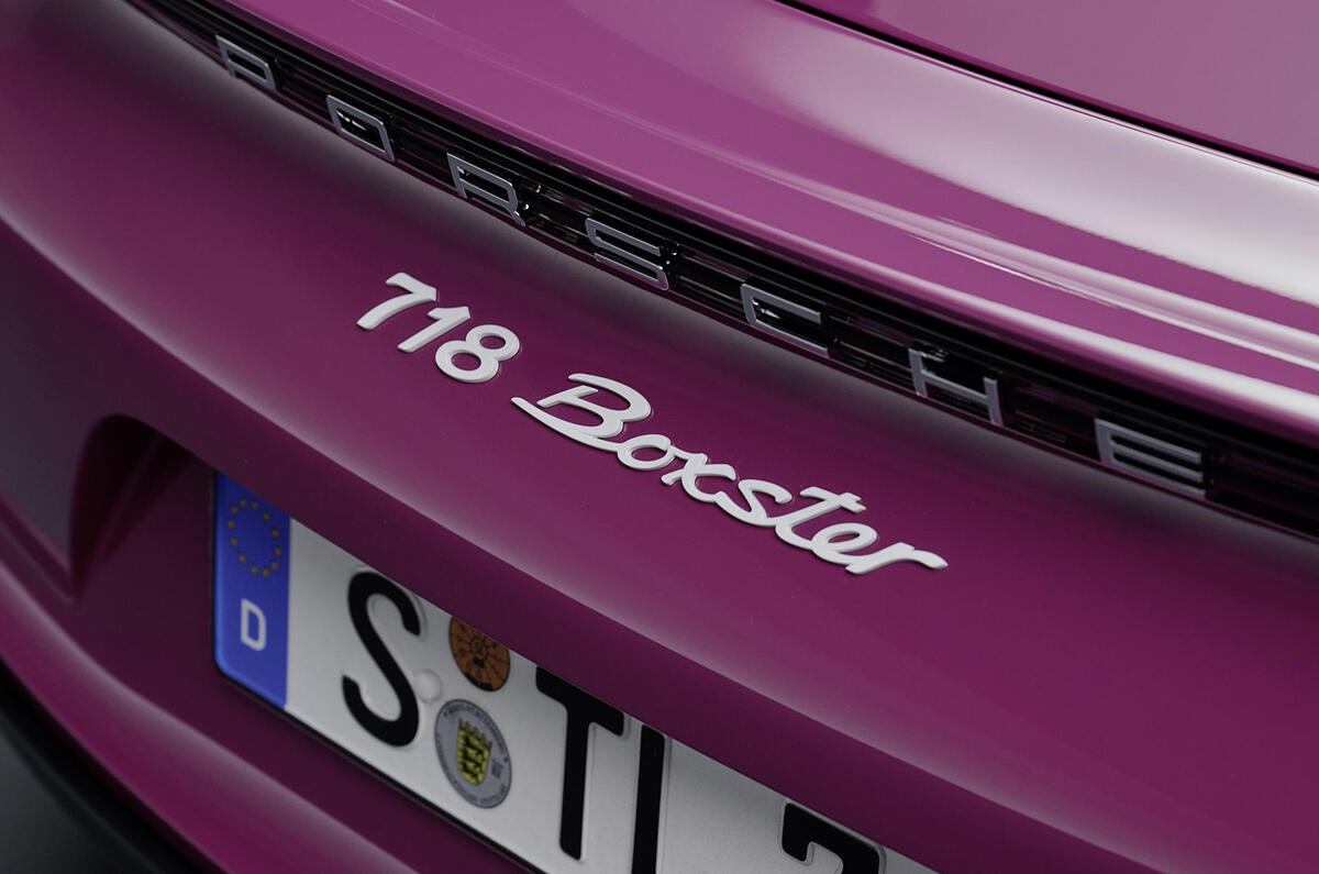 Porsche 718 boxster text Porsche 718 boxster text
