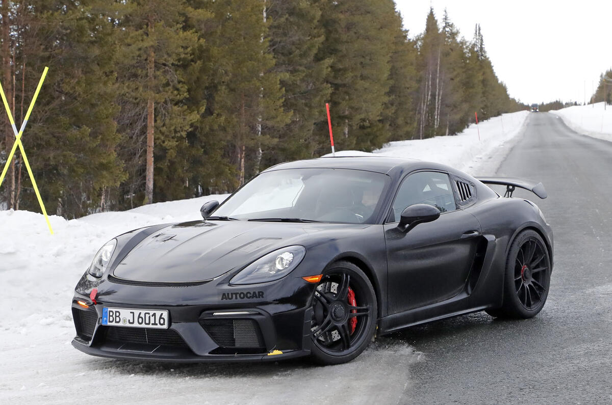 2020 Porsche 718 Cayman GT4 RS prototype