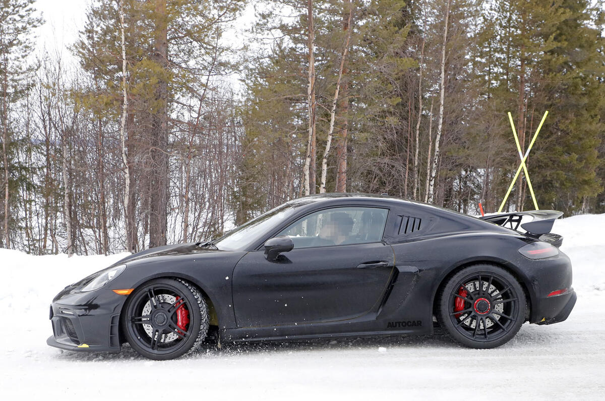 2020 Porsche 718 Cayman GT4 RS prototype