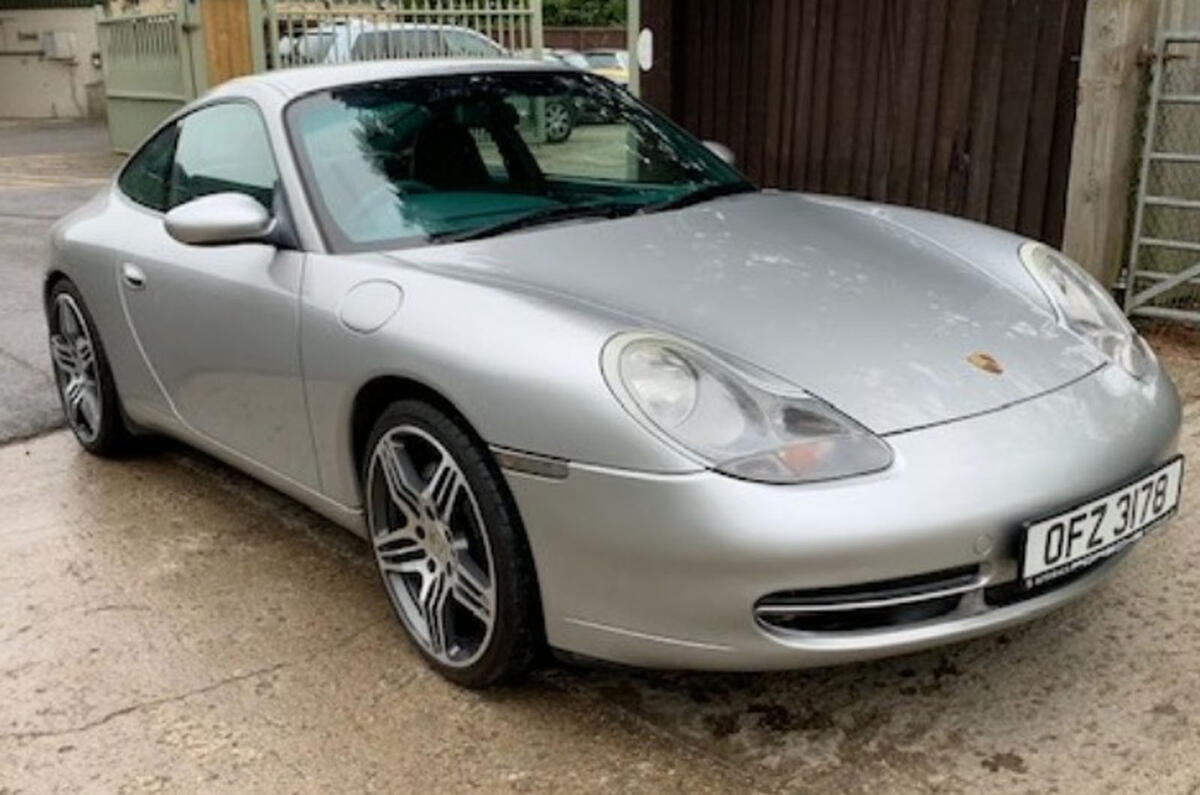 Porsche 911 996