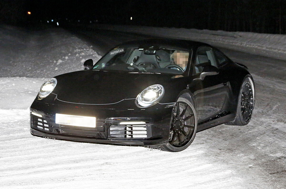 2019 Porsche 911 testing in the snow