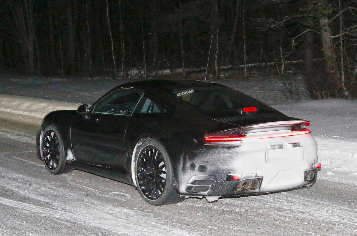 2019 Porsche 911 tail-lights