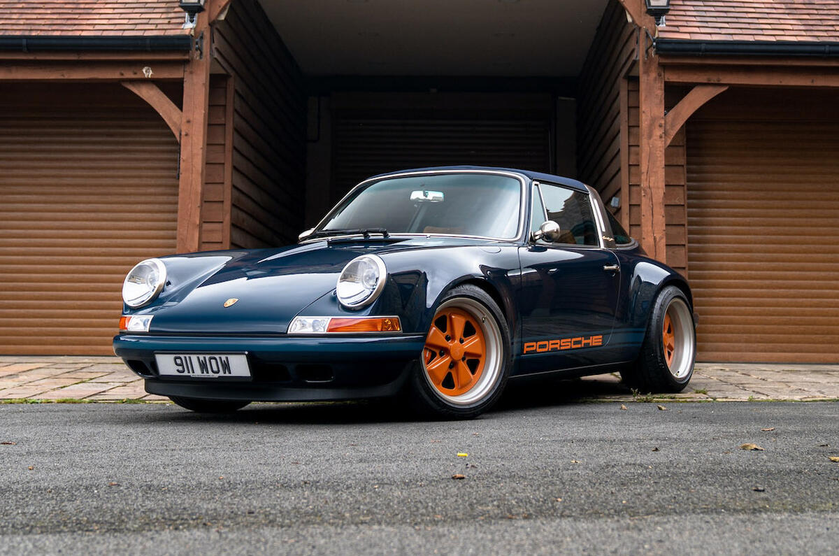 Porsche 911 by Singer