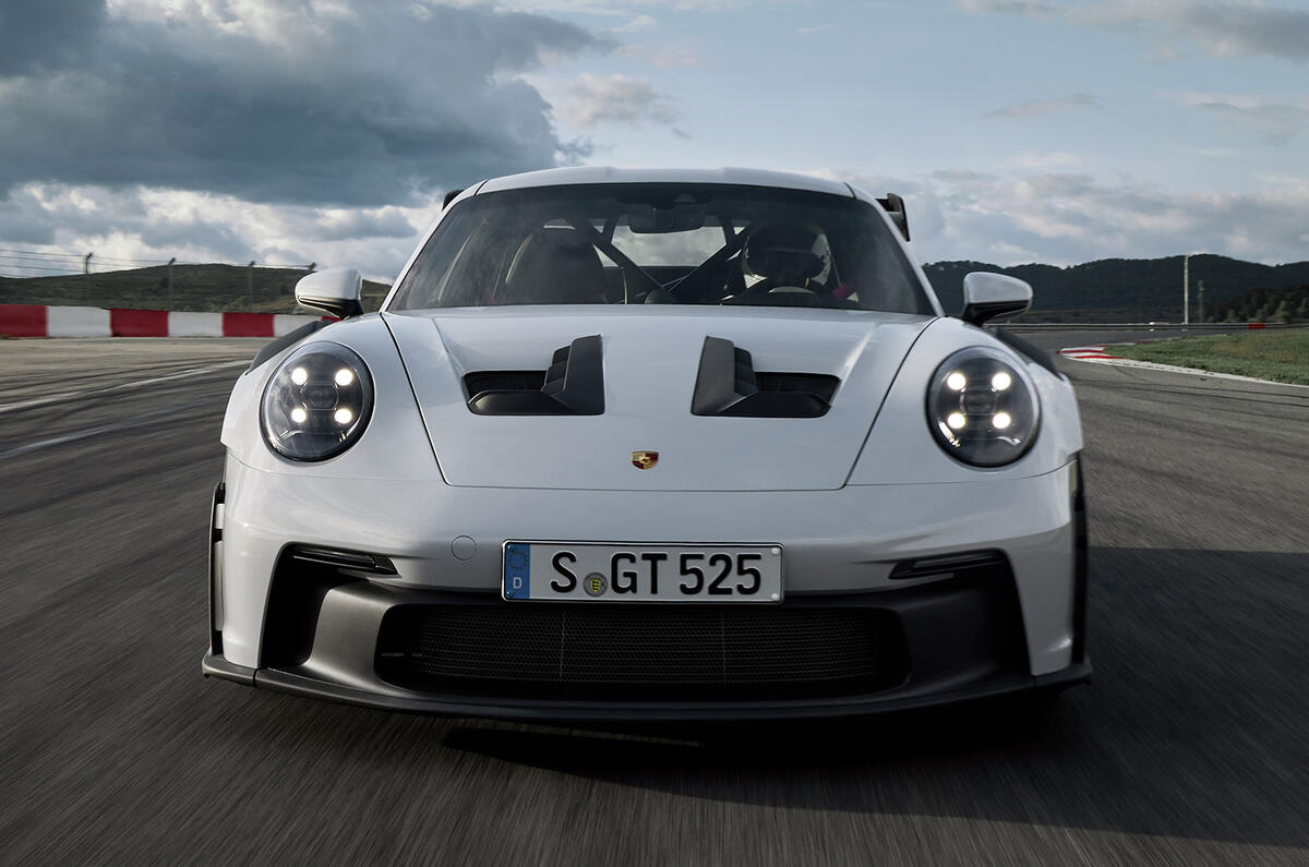 Porsche 911 GT3 RS front end