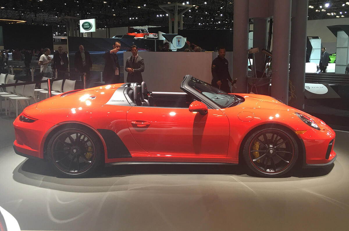 Porsche 911 Speedster 2019 - New York motor show - side