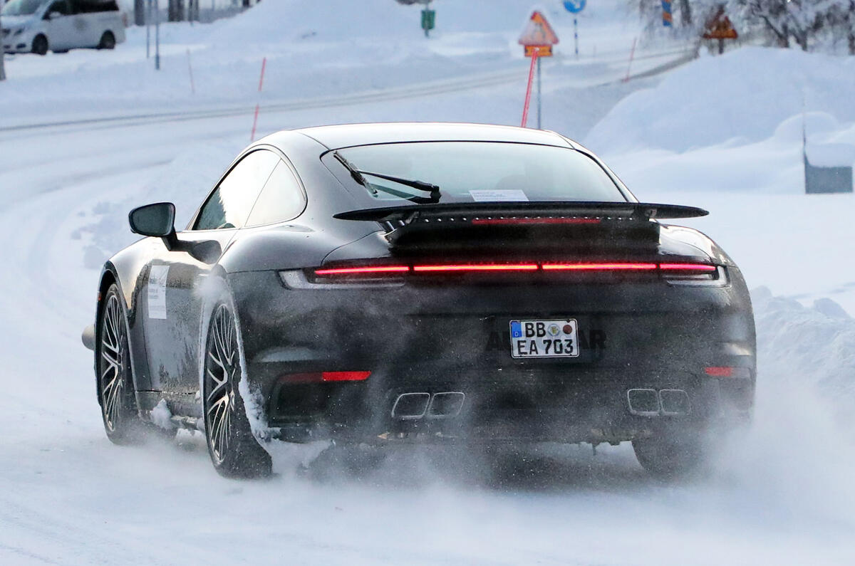 Porsche 992 Turbo facelift 17