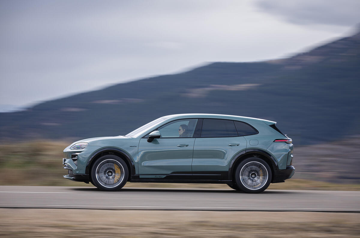 Porsche Cayenne EV