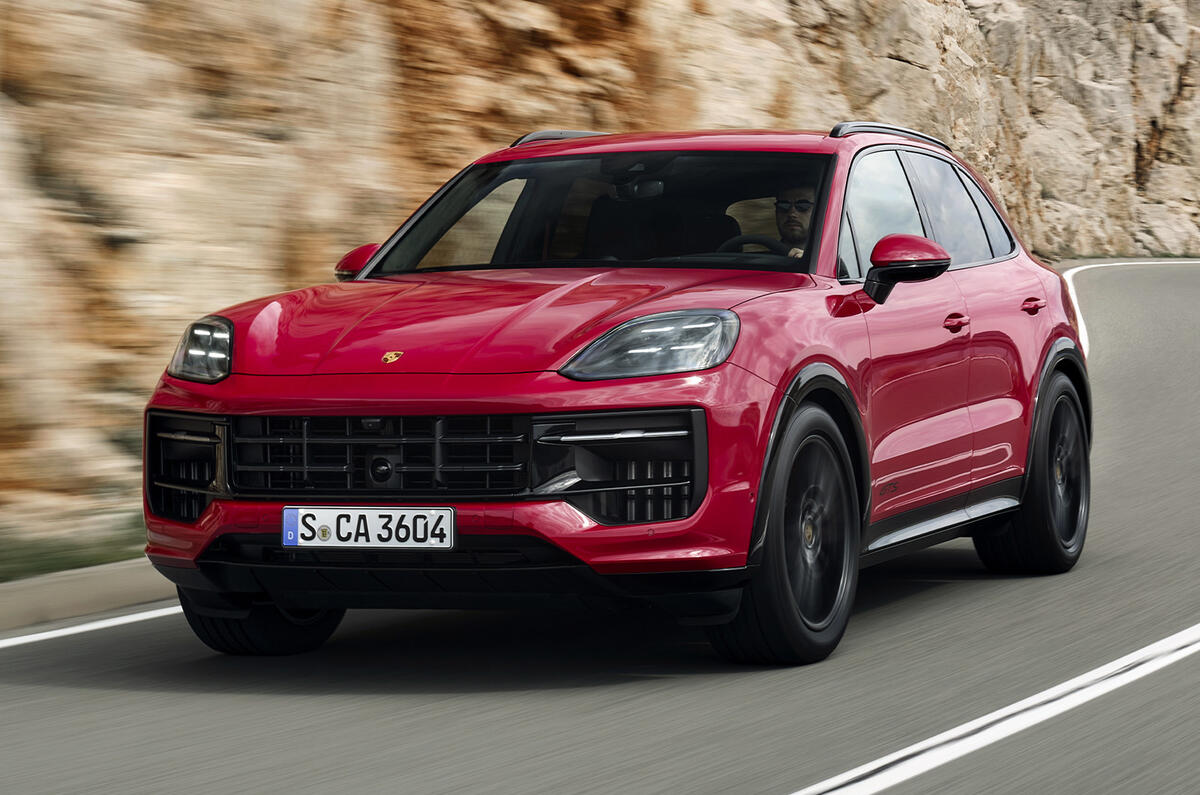Porsche Cayenne GTS front lead 2 Porsche Cayenne GTS front lead 2