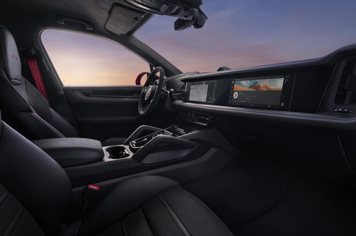 Porsche Cayenne GTS interior passenger view Porsche Cayenne GTS interior passenger view