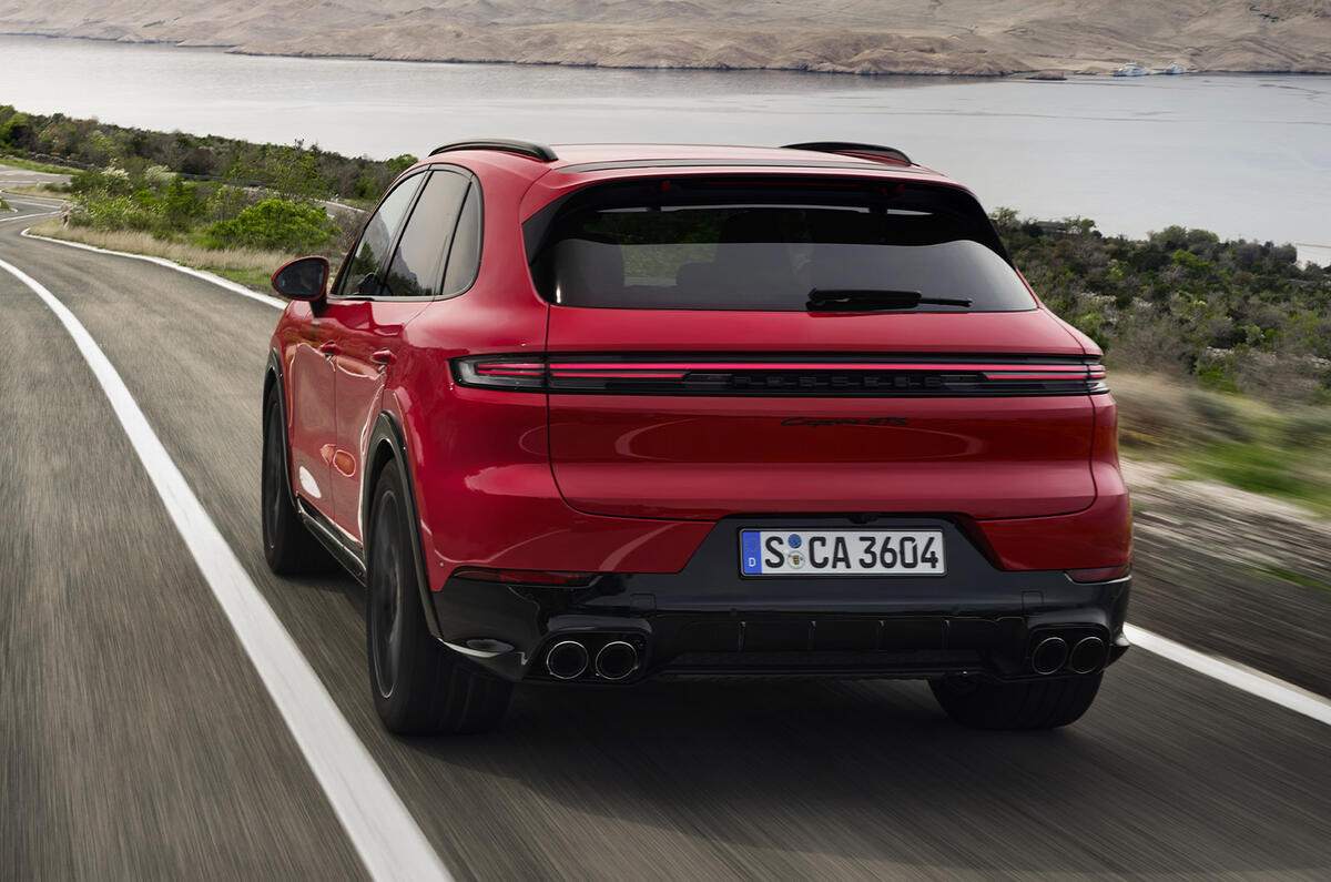 Porsche Cayenne GTS rear 2 Porsche Cayenne GTS rear 2