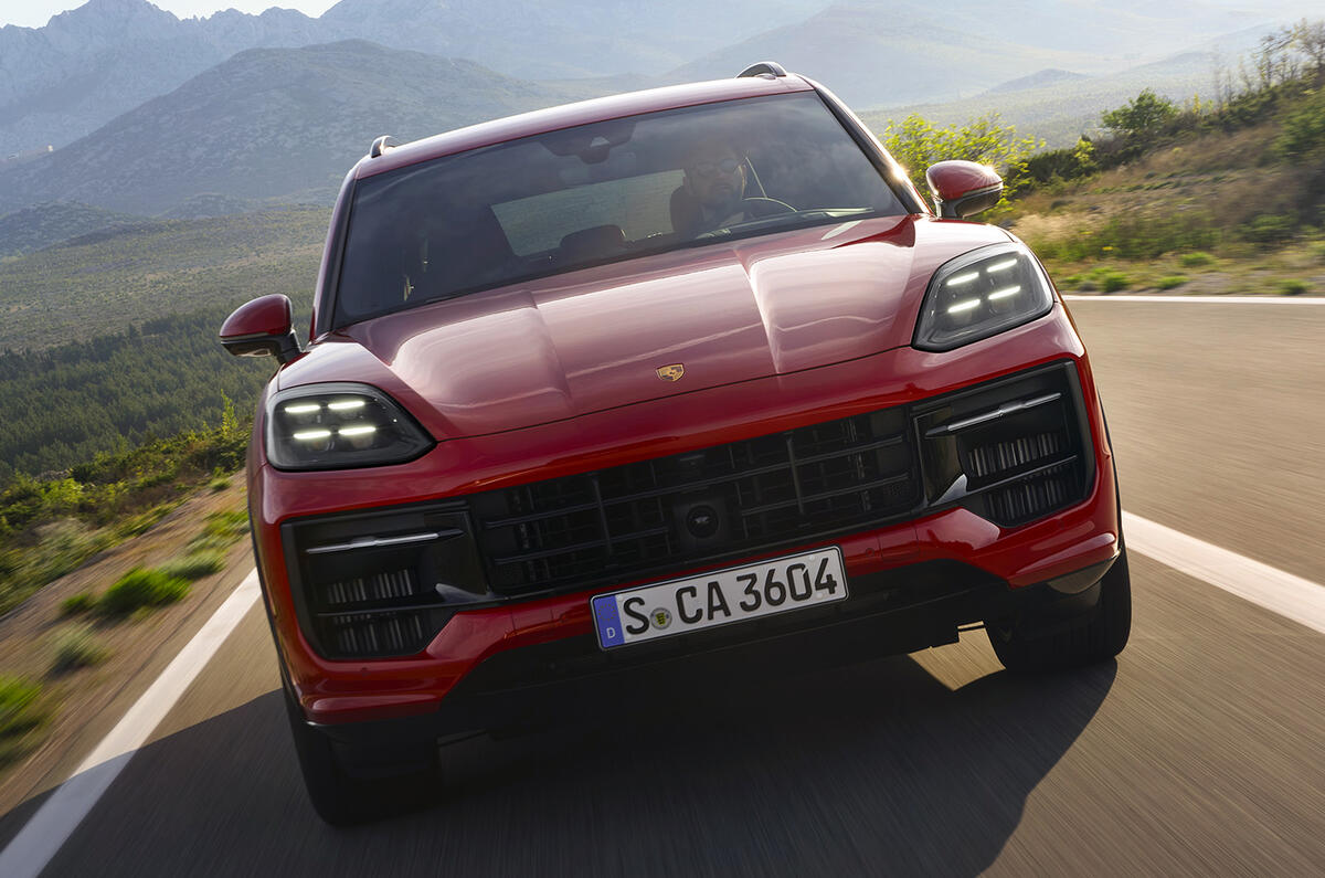 Porsche Cayenne GTS sunset angle  Porsche Cayenne GTS sunset angle
