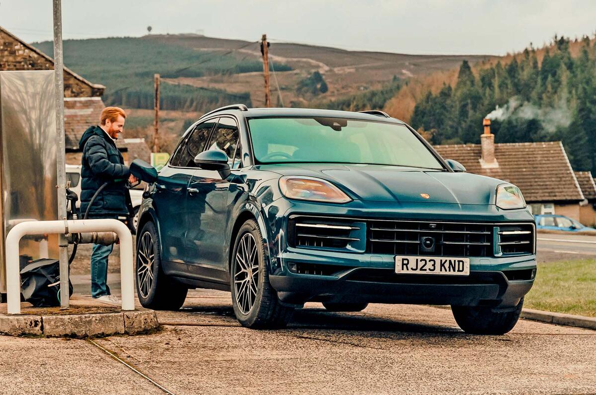 Porsche Cayenne S v8