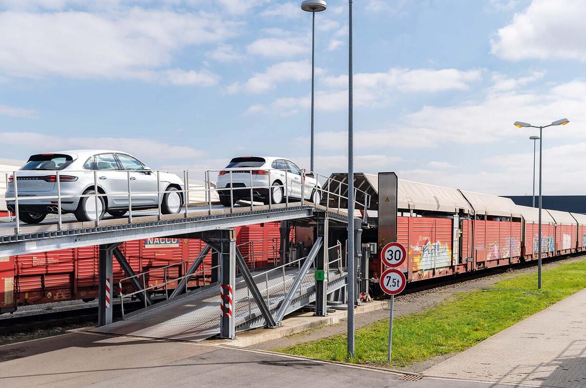 Porsche Leipzig cars loaded on train 2