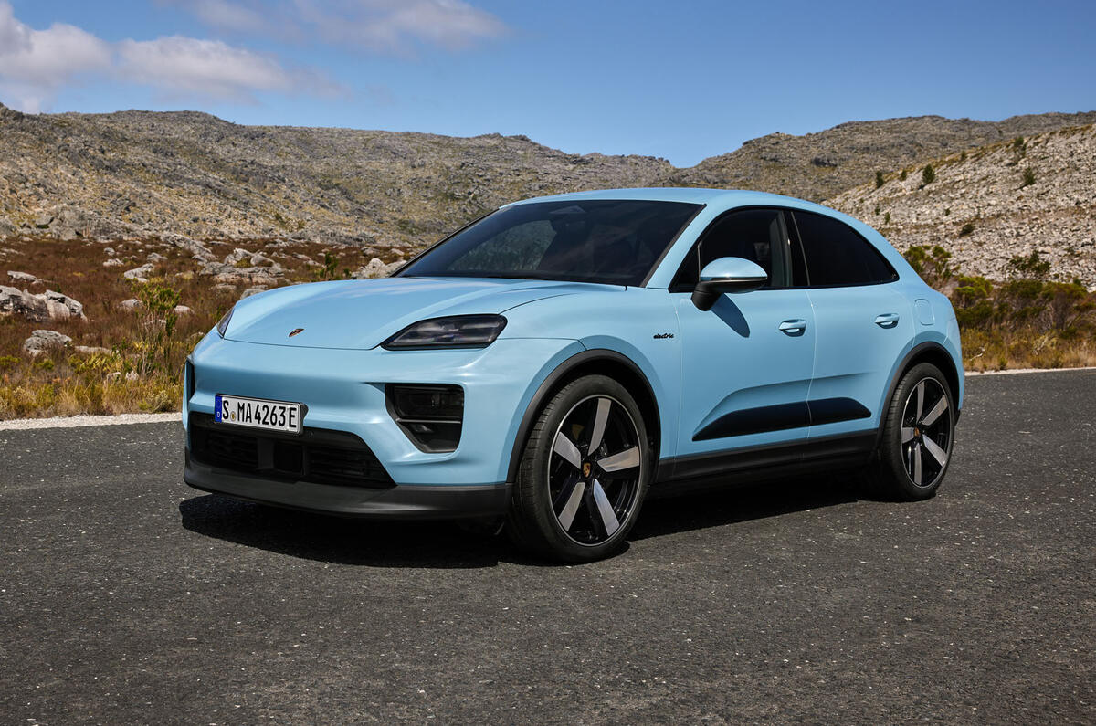 POrsche macan electric side POrsche macan electric side