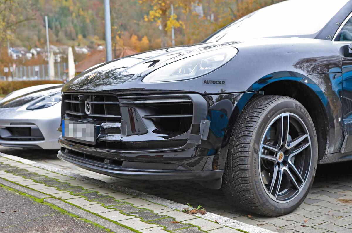 Porsche Macan facelift front close
