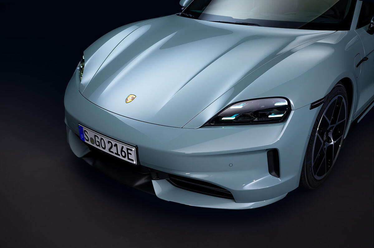 Porsche Taycan bonnet Porsche Taycan bonnet