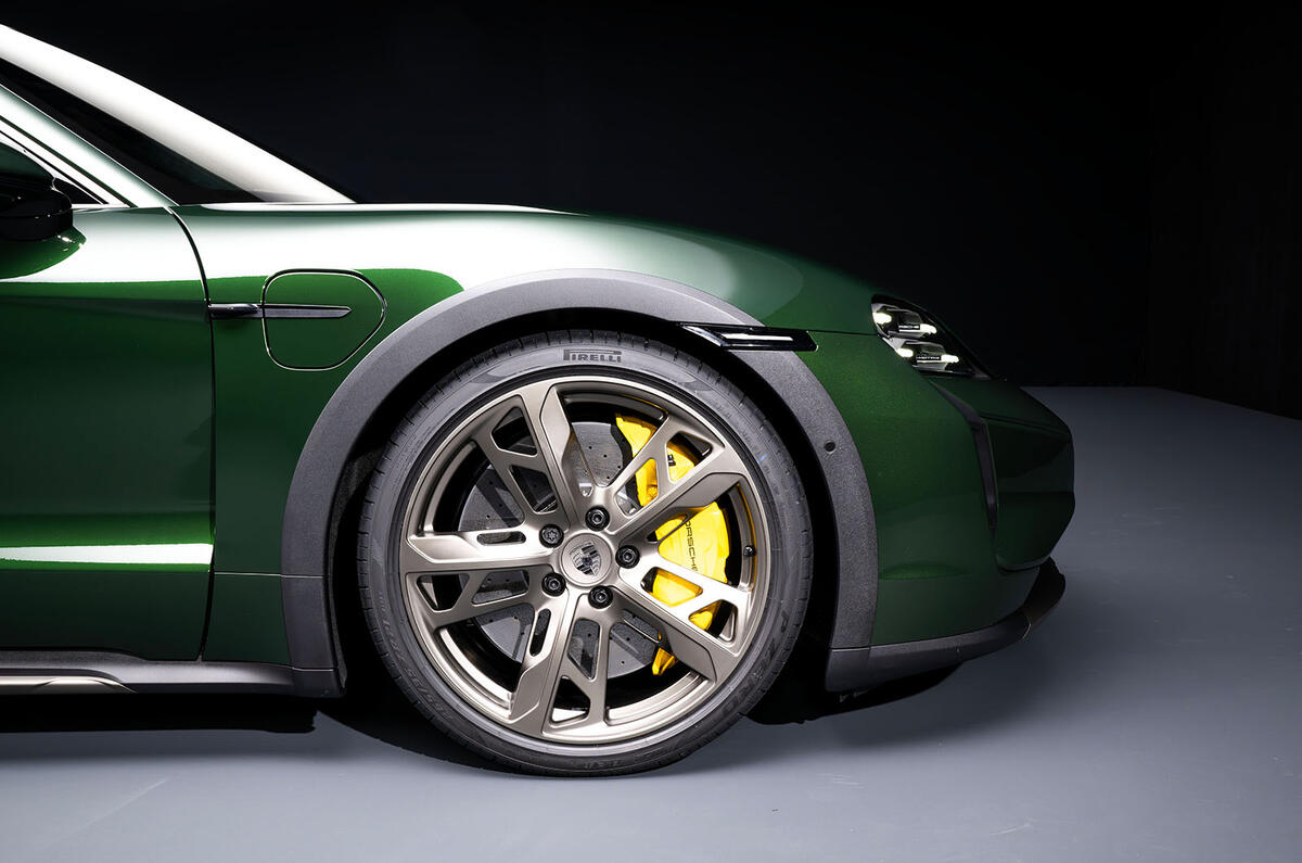 Porsche Taycan sport turismo wheels Porsche Taycan sport turismo wheels