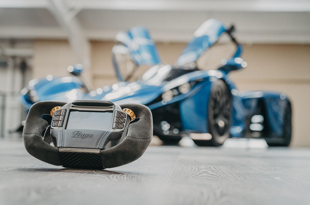 Praga Bohema steering wheel two Praga Bohema steering wheel two