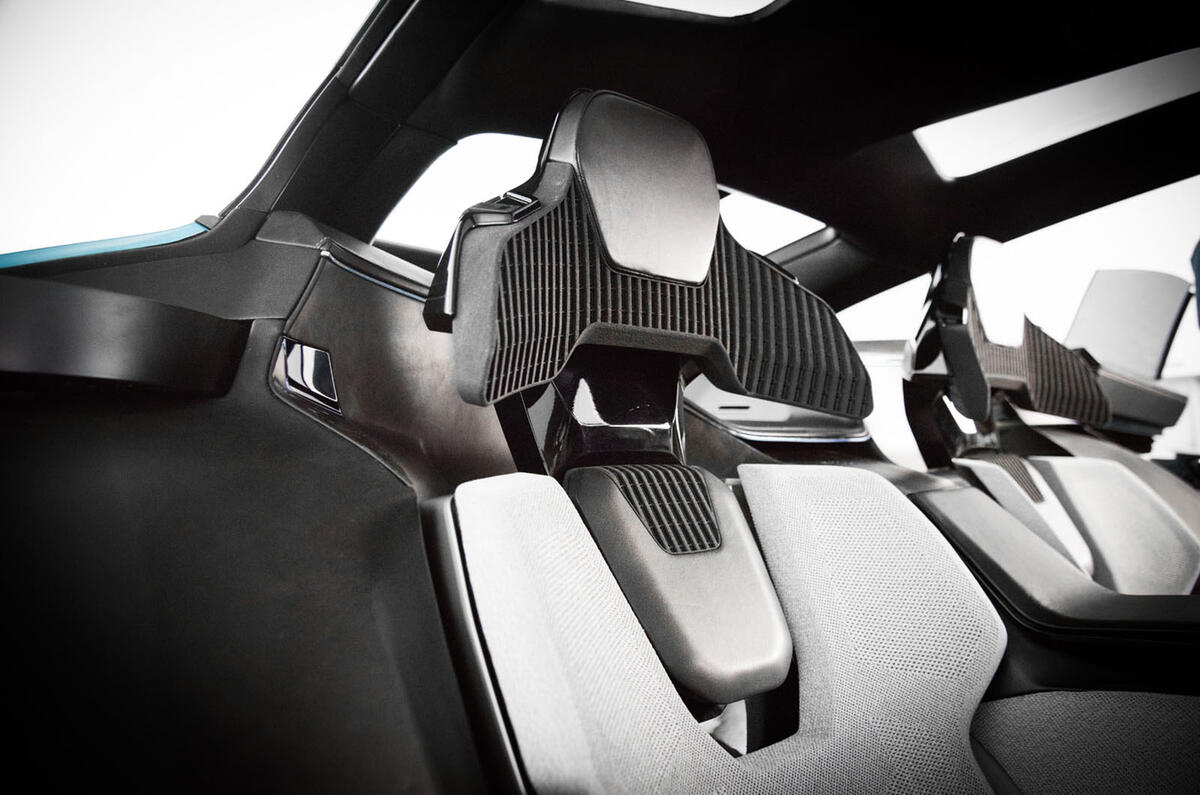 Peugeot Instinct concept seats
