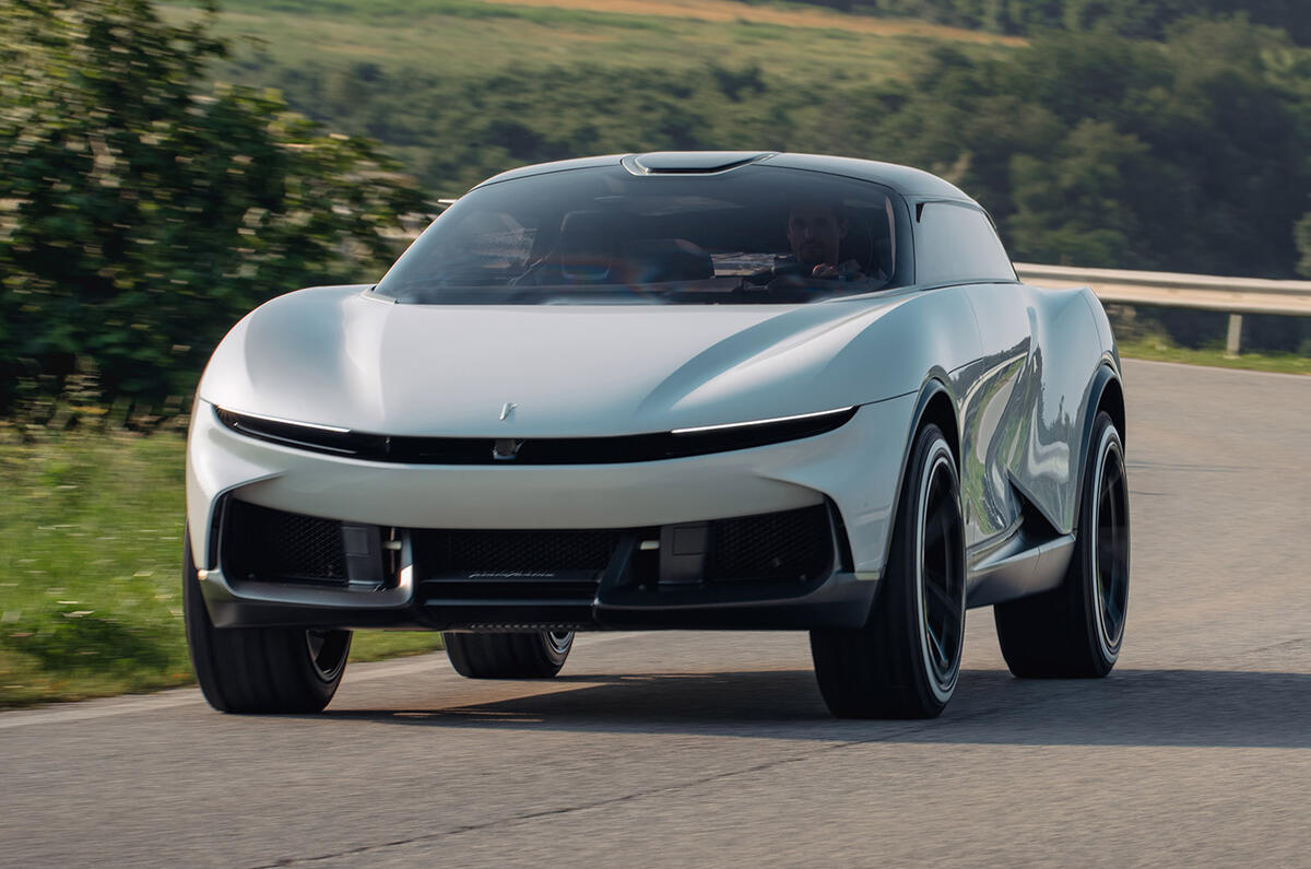Pura Vision front driving
