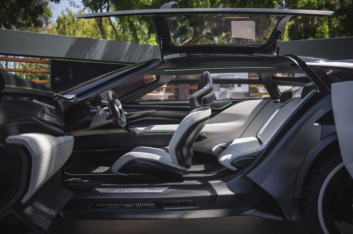 Pura Vision side interior