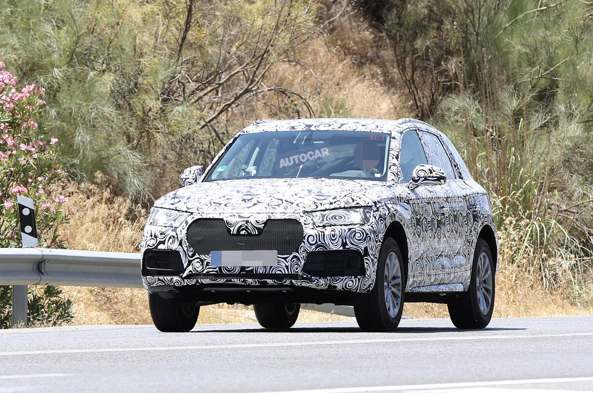 Audi Q5 spy shots testing