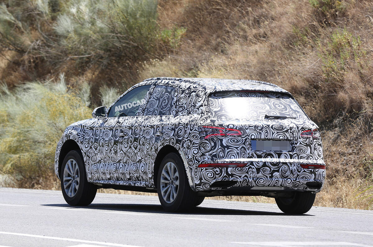 Audi Q5 spy shots testing
