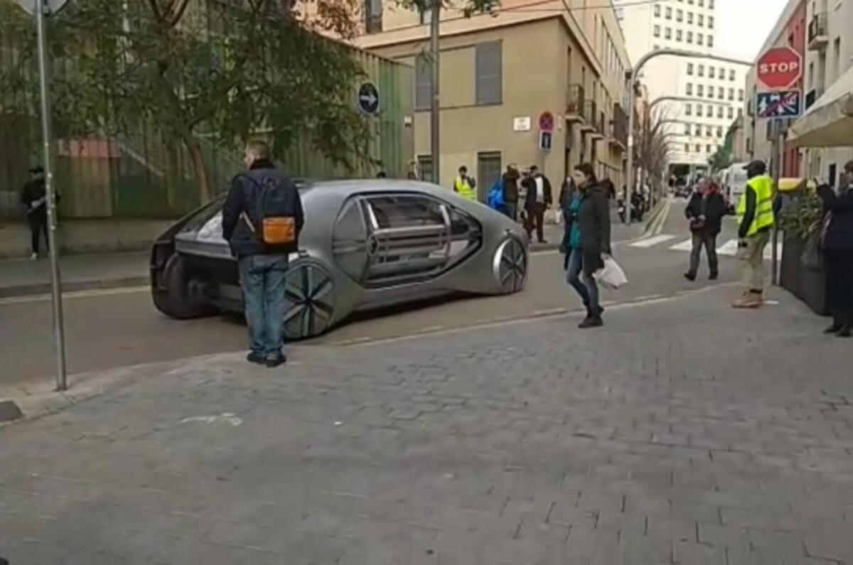 Renault shared mobility concept due at Geneva motor show