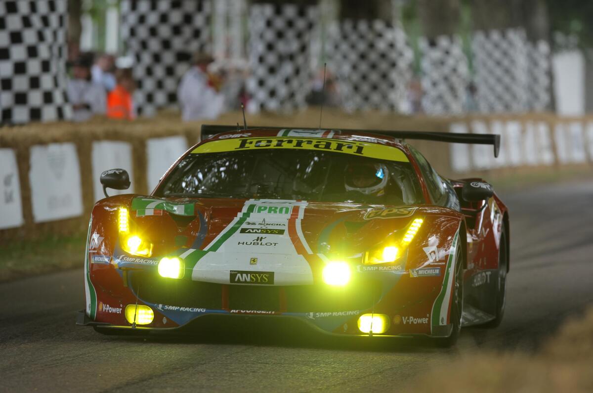 FERRARI 488 GT3