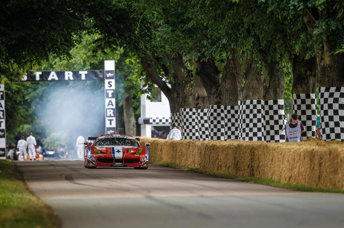 FERRARI 488 GT3