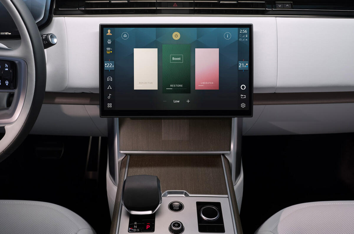 Range Rover Electric 2026 043