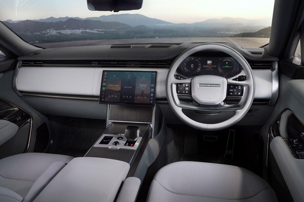 Range Rover Electric 2026 048