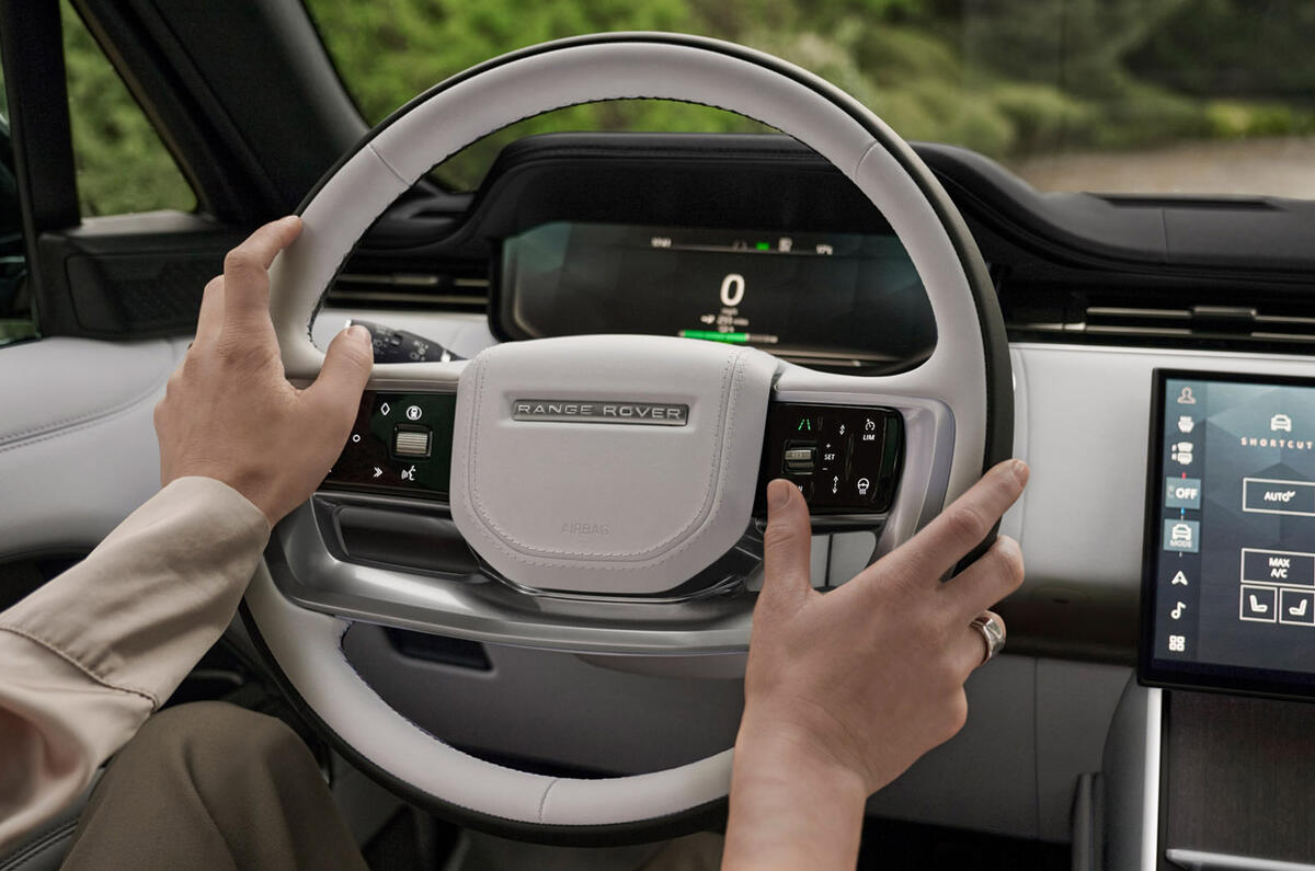 Range Rover Electric 2026 050