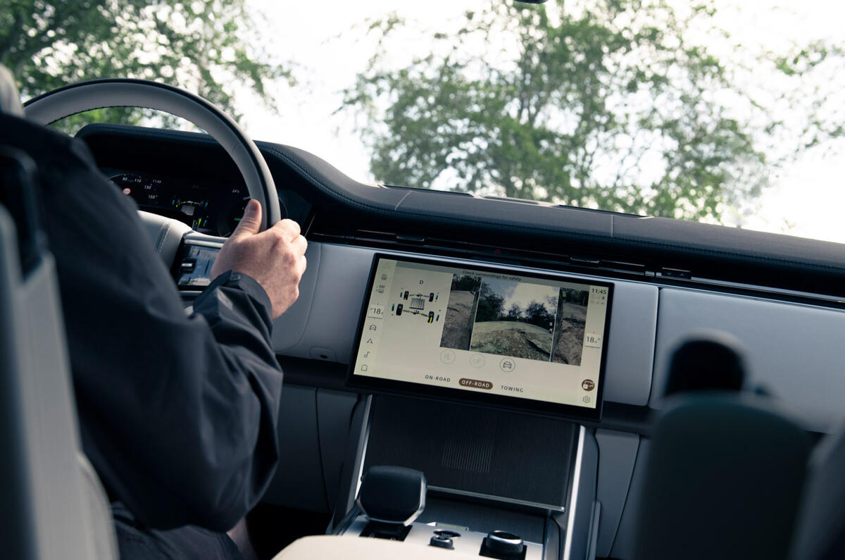 Range Rover Electric 2026 051