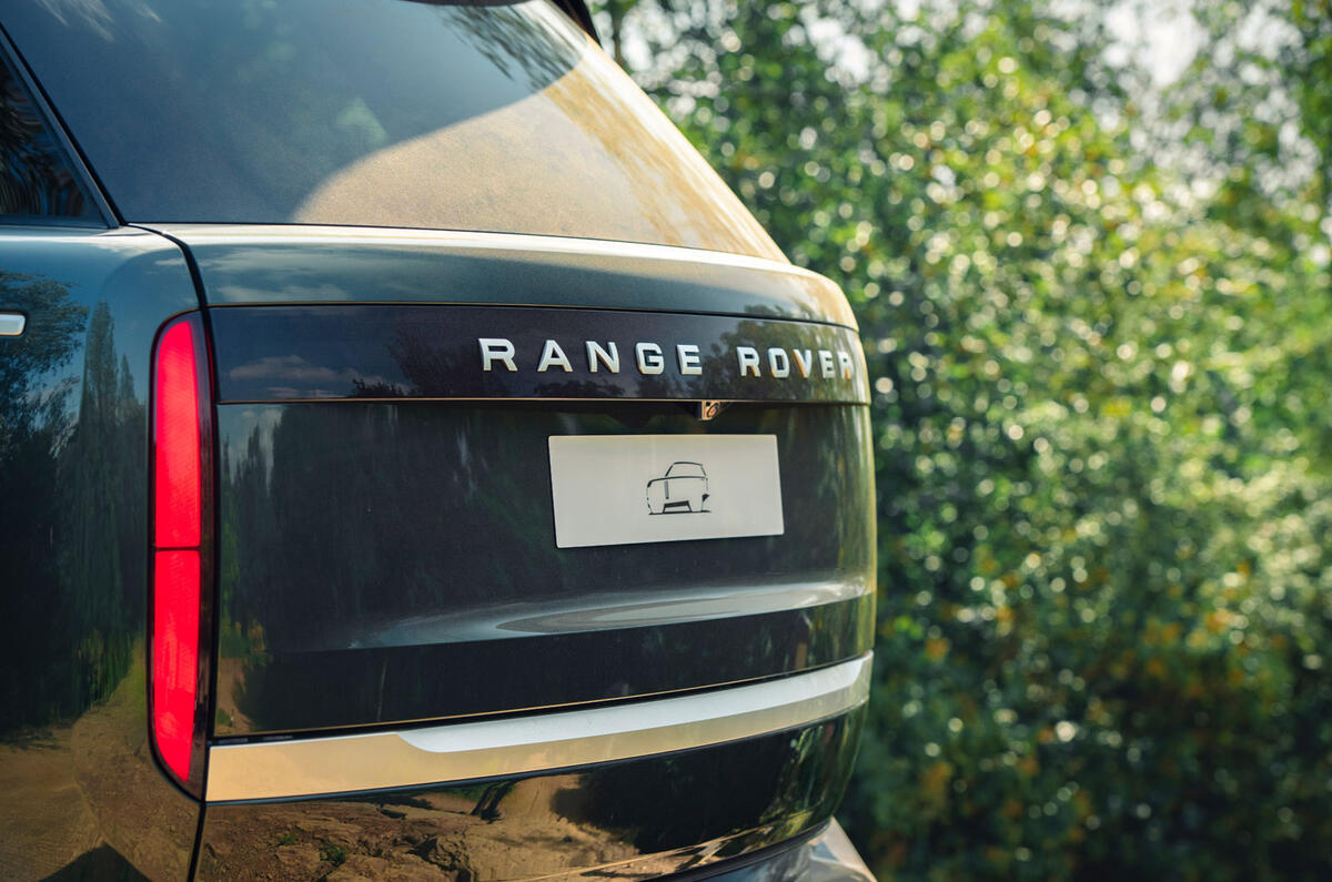 Range Rover Electric 2026 052