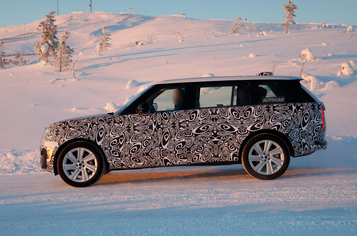 Range Rover facelift camo 4