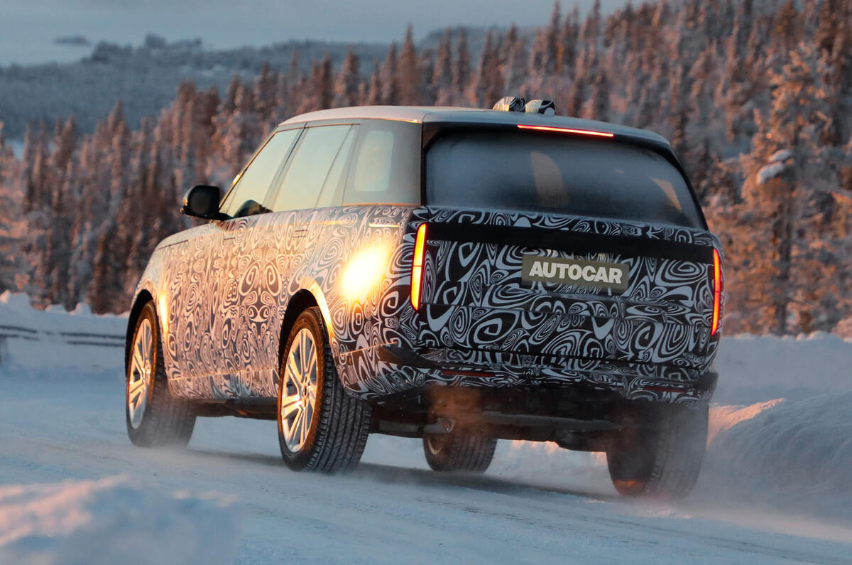 Range Rover facelift camo 6