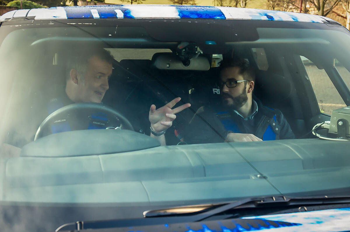 2015 Range Rover Sport SVR – new pictures and passenger ...