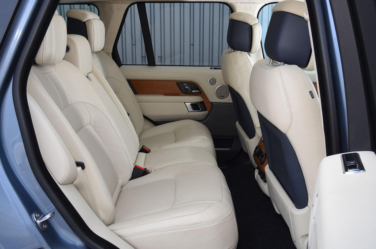 Range Rover Autobography 2018 interior Range Rover Autobography 2018 interior